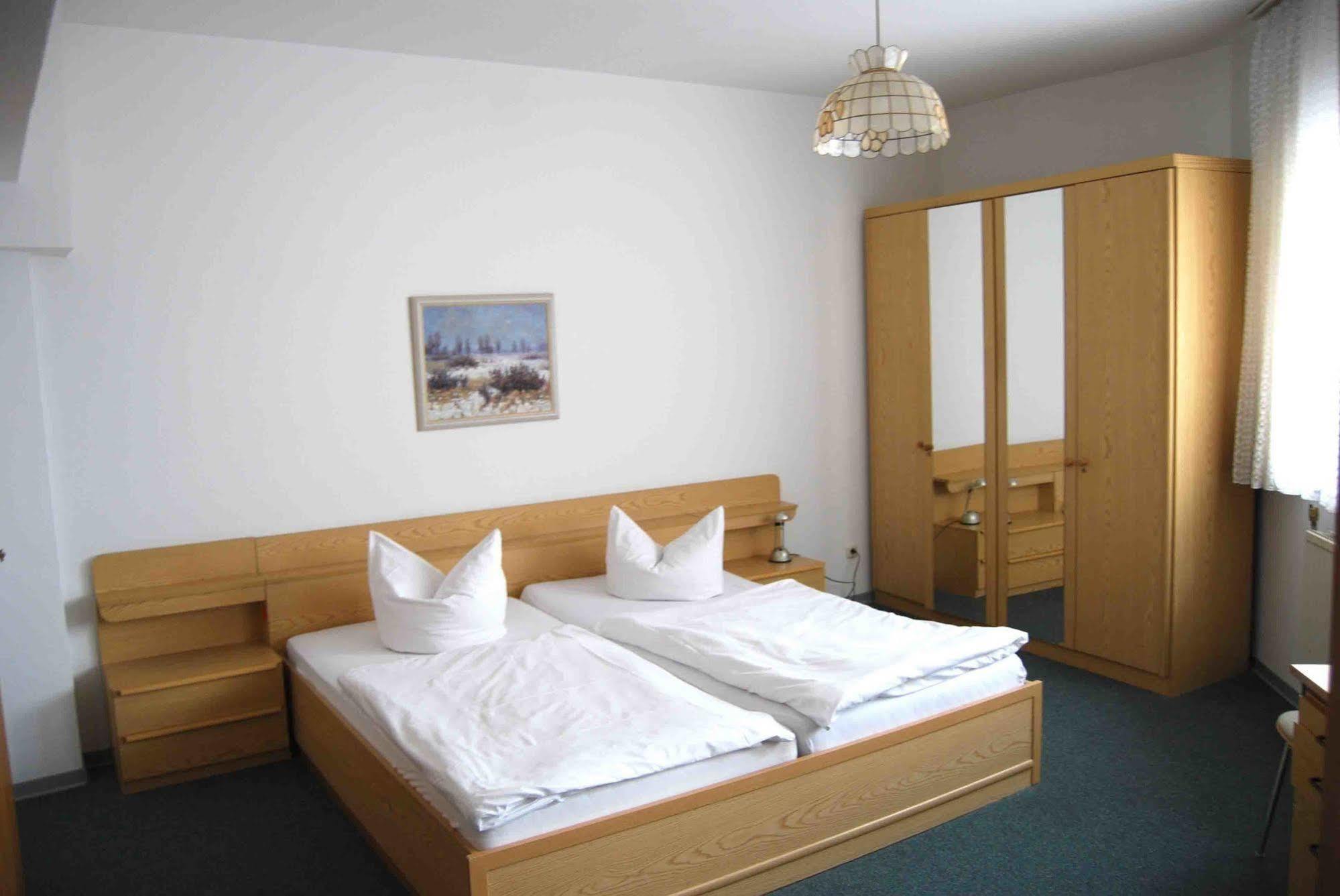 Hotel Reuterhof Darmstadt Buitenkant foto